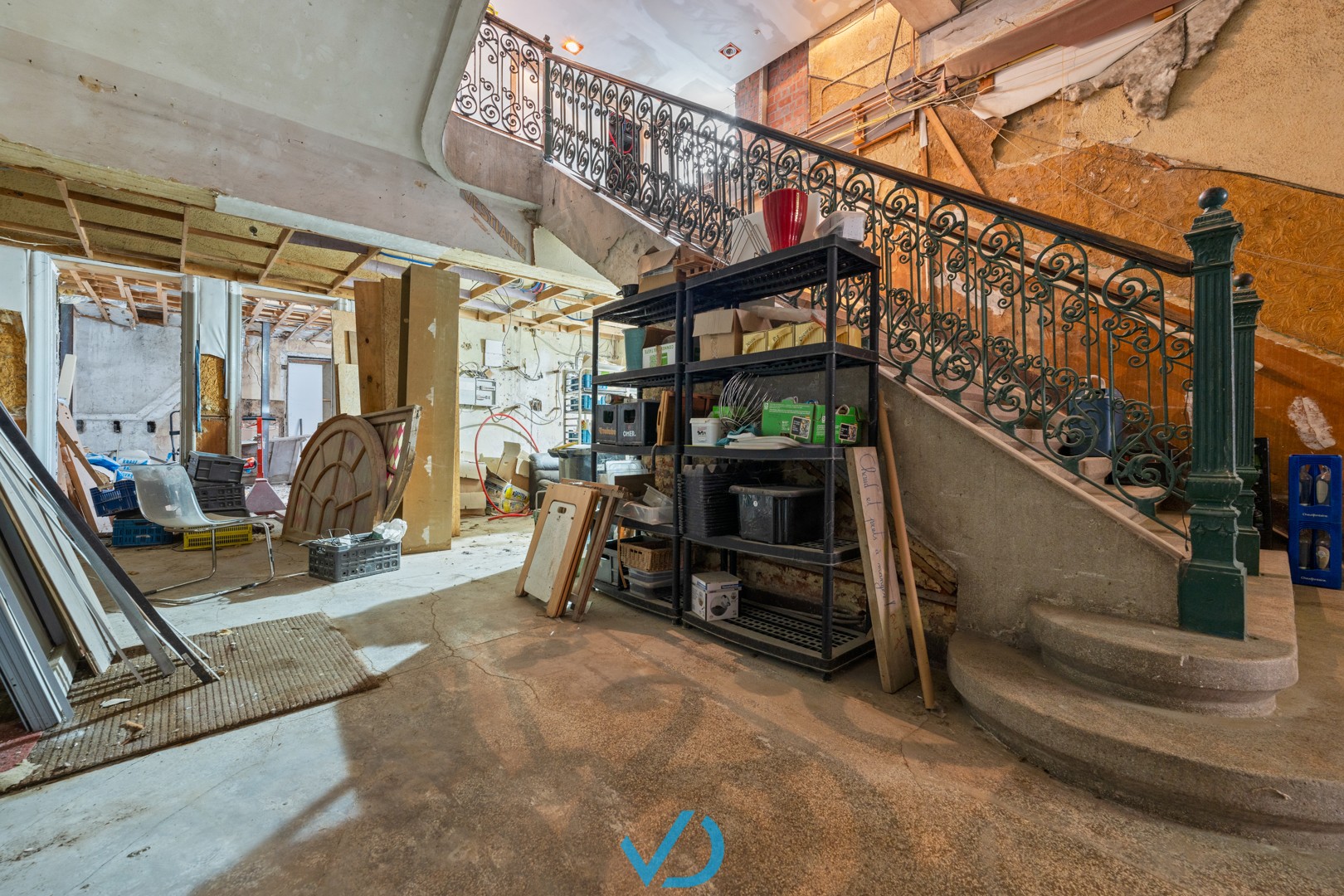 Uniek en karaktervol eigendom in voormalig bioscoop- en danszaal Lido in hartje Ieper! - foto 4