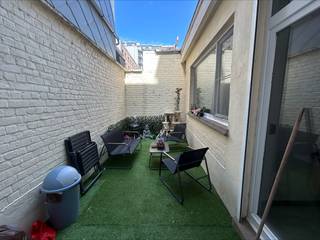 Dit gezellig appartement is gelegen in het centrum van Middelkerke. Alle winkels bevinden zich op wandelafstand alsook het strand en de zeedijk...