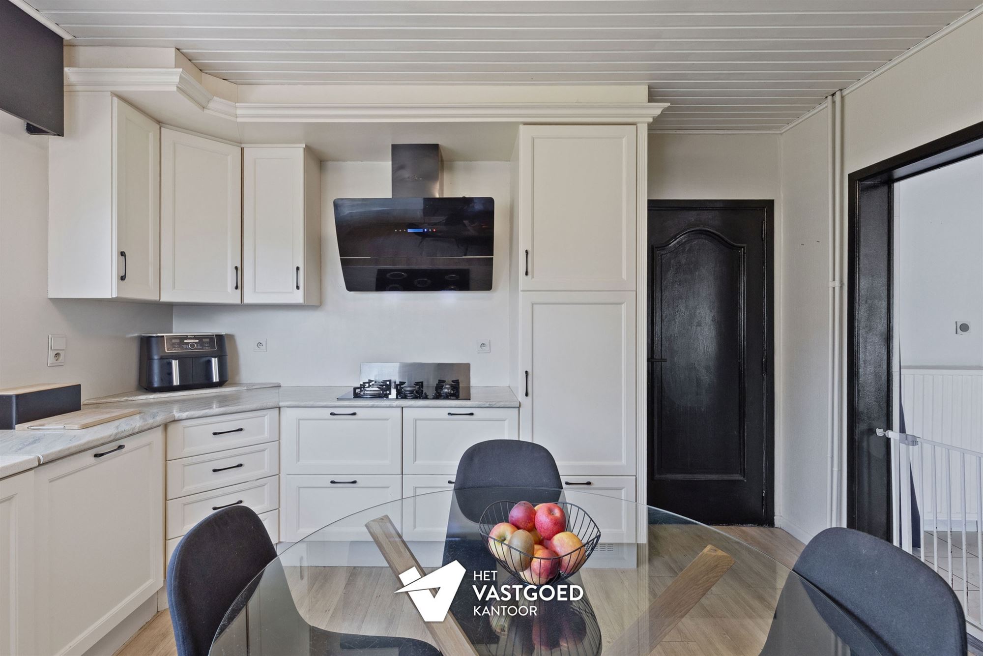 GERENOVEERDE, INSTAPKLARE WONING OP LEUKE LIGGING - foto 4