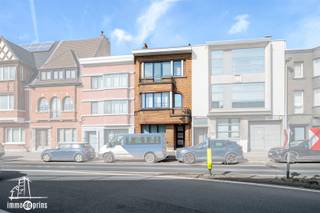 Dans la Guido Gezellelaan, vous trouverez cette maison de ville située au centre, avec de beaux éléments art-déco. Avec 4 chambres spacieuses (±20...