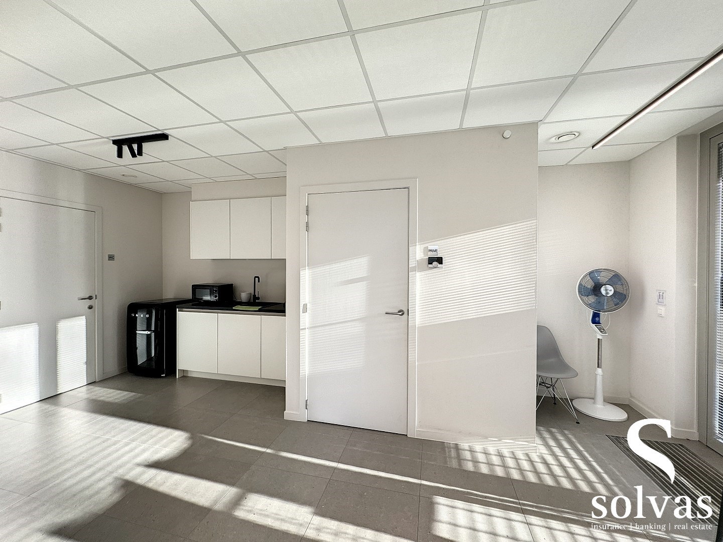 Commercial à louer à Lievegem - photo 5