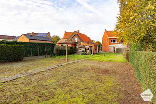 U kunt een BOD uitbrengen op deze woning, rekening houdend met de AANVANGSPRIJS van € 290.000,00 , elk hoger BOD wordt voorgelegd aan de eigenaars...