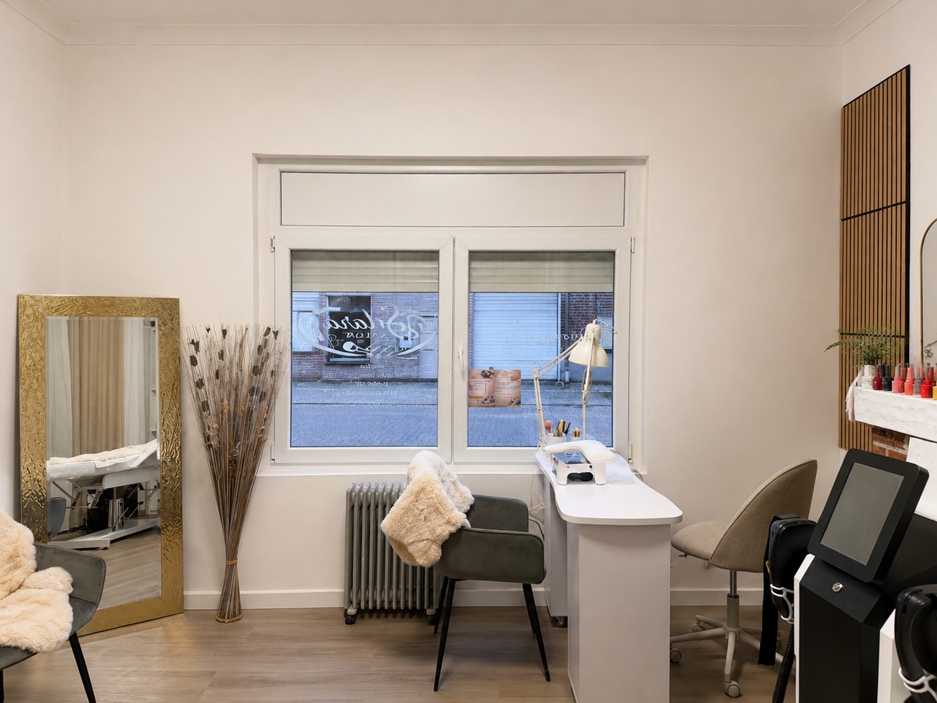 Gerenoveerde woning met 4 slaapkamers en praktijkruimte - foto 4