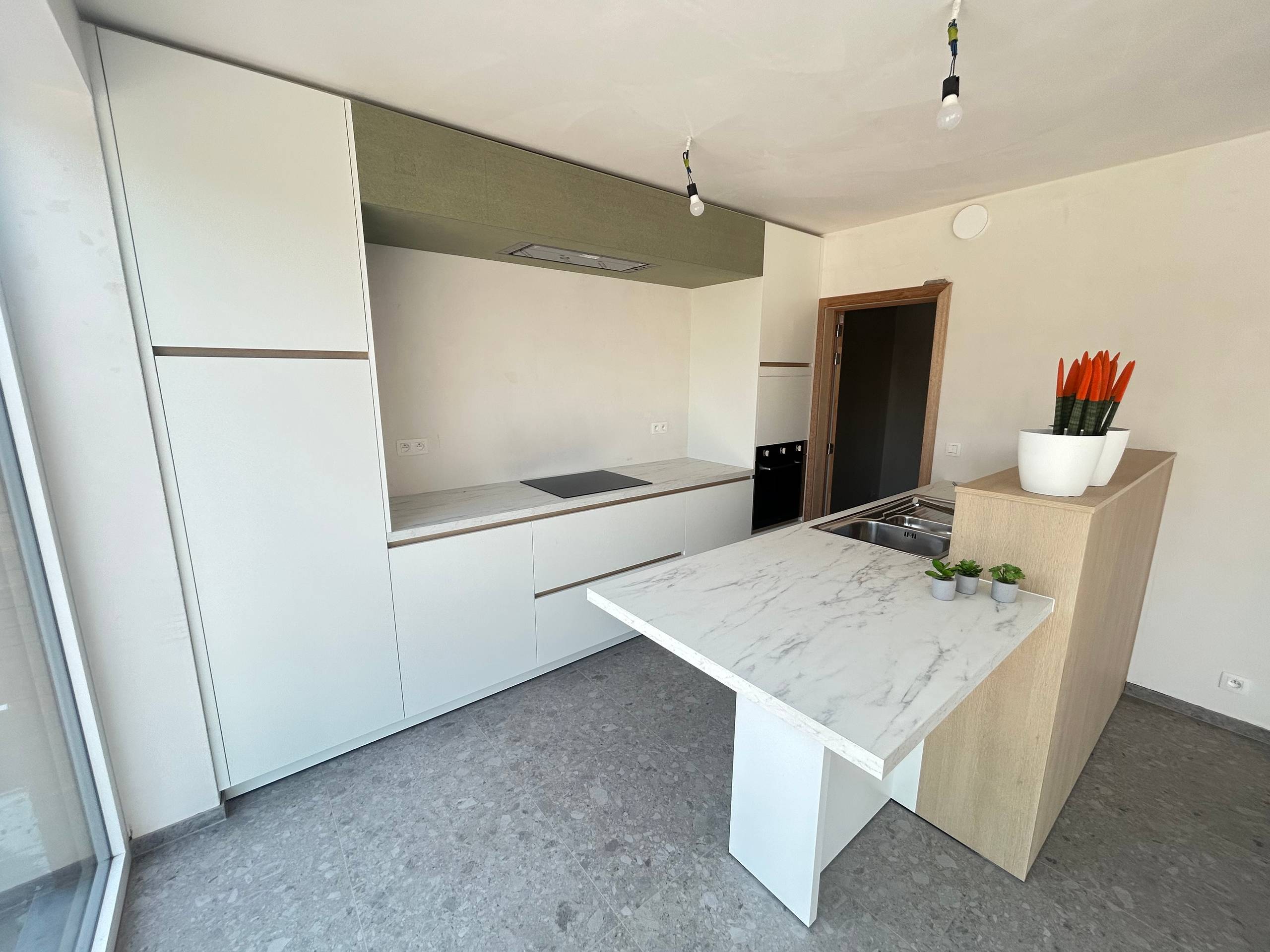 instapklare woning met 4 slaapkamers + moglijkheid carport. - foto 4