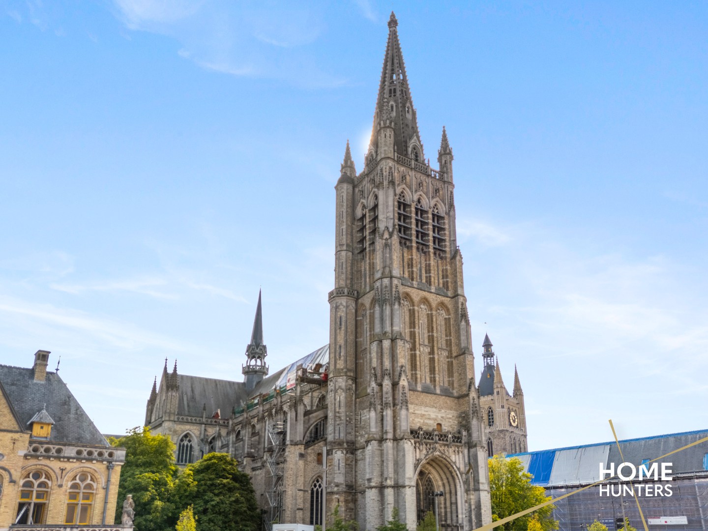 Een verborgen parel in het hart van Ieper – wonen, werken én genieten op één unieke locatie - foto 5