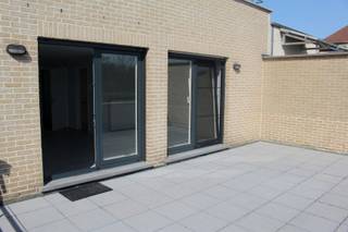 Op zoek naar een charmant appartement op een rustige, maar centrale ligging?Dit lichtrijke appartement op de eerste verdieping in Nieuwmoer biedt het...