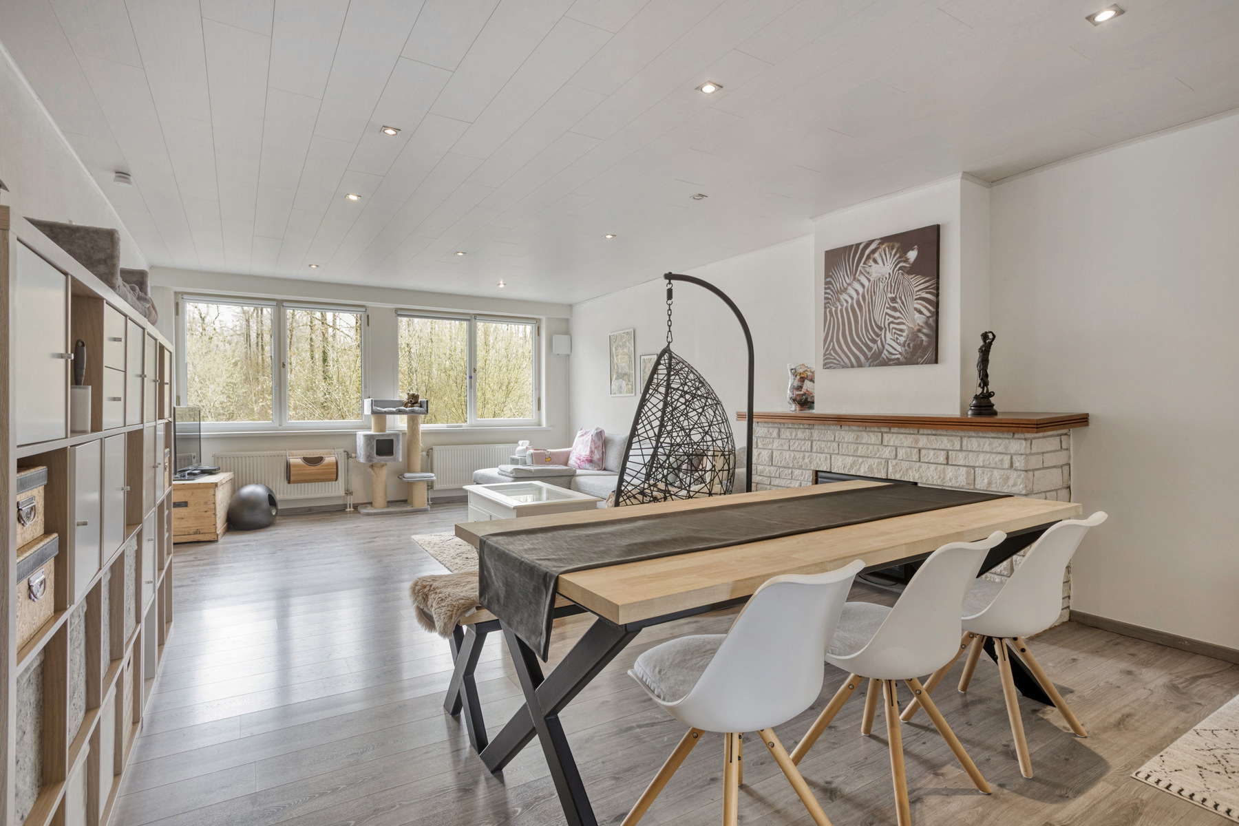 Rustig gelegen, gerenoveerd 2-slaapkamer appartement - foto 2