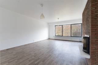 Bright apartment with 2 bedrooms, quietly located on the Hof van Tichelen in Antwerp.The apartment is located in a small building with low common...