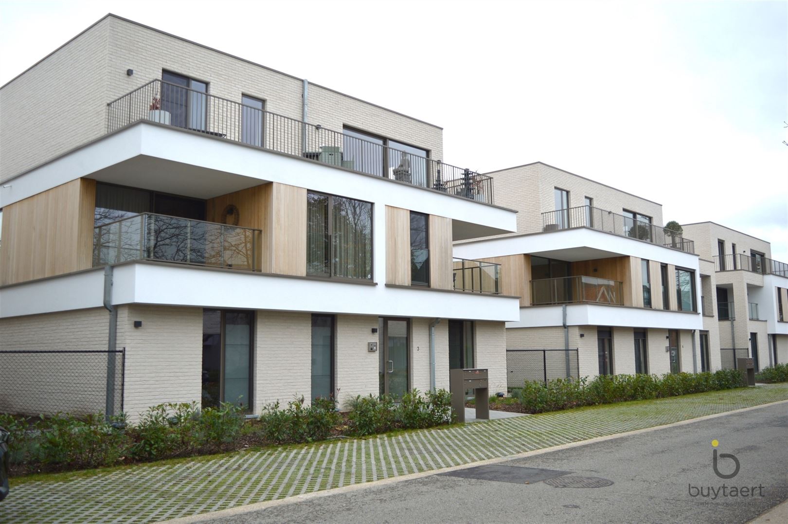 Gelijkvloers appartement met 1 Slaapkamer te Zoersel. - foto 3