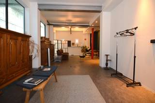 Handelspand gelegen op fietsafstand van het centrum van Mechelen.Indeling:Gelijkvloers: inkomhal, ontvangstruimte/kantoorruimte met keuken en toilet1...