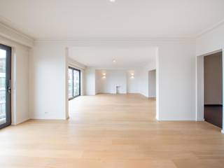 Ideaal gelegen in een rustige en aangename straat, vlakbij het Ter Kamerenbos en de Franklin Rooseveltlaan, is dit vierkamerappartement van circa...
