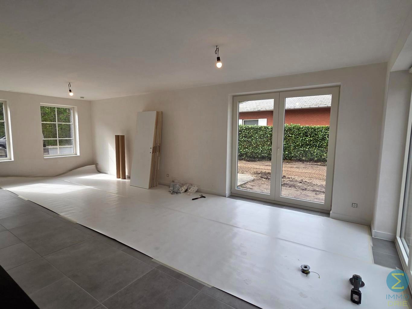 Nieuwbouwwoning met 4 slaapkamers en ruime tuin - foto 4