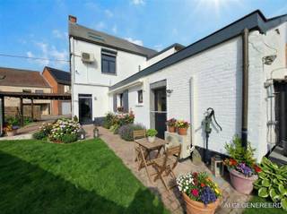 <p><span>immo Talenco sells at Sint-Huybrechtstraat 41 – 1785 Merchtem (Peizegem) this well maintained, practically laid out semi-detached building located on a low maintenance plot of 2 a 73 ca. This charming property offers a useful surface of ± 171 m² - the property features among others 3 bedrooms, an equipped kitchen and bathroom and a low maintenance garden with terrace and carport. Located in a quiet residential street, near public transportation and merchants.</span></p><p><span> </span></p><p><span>Upon entering the property you enter the entrance hall with checkroom, which gives access to the living space. This consists of a cozy living and dining room with adjoining fitted kitchen with breakfast corner. A staircase leads to the fully equipped attic room which can be divided into 2 bedrooms. </span></p><p><span>Would you like to visit this property? Schedule a visit soon and discover for yourself the potential of this charming home!</span></p><p><span> </span></p><h3><span>Basement space (± 20,50 m²)</span></h3><h3><span> </span></h3><p><span>Ground floor<br />An</span><span>entrance hall (± 3.5 m²) with checkroom gives access to the living room (± 16 m²) and dining room (± 18 m²). Adjacent is the kitchen (± 12 m²) with breakfast corner. Furthermore, the ground floor has a laundry room (12 m²) with separate toilet (± 1.2 m²) and a laundry room/storage room with access to the cellar (20.5 m² – height ± 1.64 m) via the living room. Outside, the house has a carport (± 18,5 m²) and a low maintenance fully enclosed garden. Thanks to the electric awning, you can enjoy</span><span>.</span><span>the.south-west facing.terrace.</span><span>even.during.warm.days.</span></p><h3><span> </span></h3><h3><span>First</span><span>.</span><span>floor<br />The</span><span>night hall gives access to 2 bedrooms (± 11.2 m² and ± 16 m²) and a fitted bathroom (± 7m²) with walk-in shower – type rain shower - double sink in furniture – mirror cabinet – column cabinets..</span></h3><h3><span> </span></h3><h3><span>Second</span><span>.</span><span>floor<br />Fully</span><span>furnished attic room (± 33 m²) perfect as extra bedroom, hobby room and or office.</span></h3><h3><span> </span></h3><h1><span>GENERAL FEATURES</span></h1><h1><span> </span></h1><ul><li><span>Asbestos certificate in application</span></li><li><span>Glazing: double glazing, partly PVC and partly wood - equipped with PVC shutters</span></li><li><span>Flooring: ceramic floor tiles – linoleum/vinyl</span></li><li><span>Soil mat test: in request</span></li><li><span>Building depth: ± 27 m</span></li><li><span>Year built: 1935</span></li><li><span>Heating: natural gas heater in the living space in combination with heat pumps air-air (cooling-heating)</span></li><li><span>Roof: renewed in 2005 – insulation 6 cm</span></li><li><span>Electric awning available</span></li><li><span>EPC: label E - 481kWh/m² </span></li><li><span>Facade width house: ± 6 m </span></li><li><span>Useful surface: ± 171 m² </span></li><li><span>Carport: ± 18,50 m² (permitted)</span></li><li><span>Electrical installation: digital meter/water/electricity/gas</span></li><li><span>Plumbing: hot water production: electric boiler 150 L</span></li><li><span>Street width: 18 m</span></li><li><span>Freehold: by deed</span></li></ul><p><span> </span></p><p><span>Cadastral data:</span><span><br />23052</span><span>Merchtem 1 AFD – parcel no. 23052 B 0096/00W000<br />K.I. basis: € 700.00<br />Perparcel area: 2 are 73 ca<br />Flood susceptibility P-Score and G-score: B</span></p><p><span> </span></p><h3><span>Visits by appointment<br />Tel</span><span>.</span><span> Ilona Bewaert,</span><span><span>0496/22.02.66<br />ilona@immotalenco.com</span></span><span> </span></h3><p><span> </span></p>