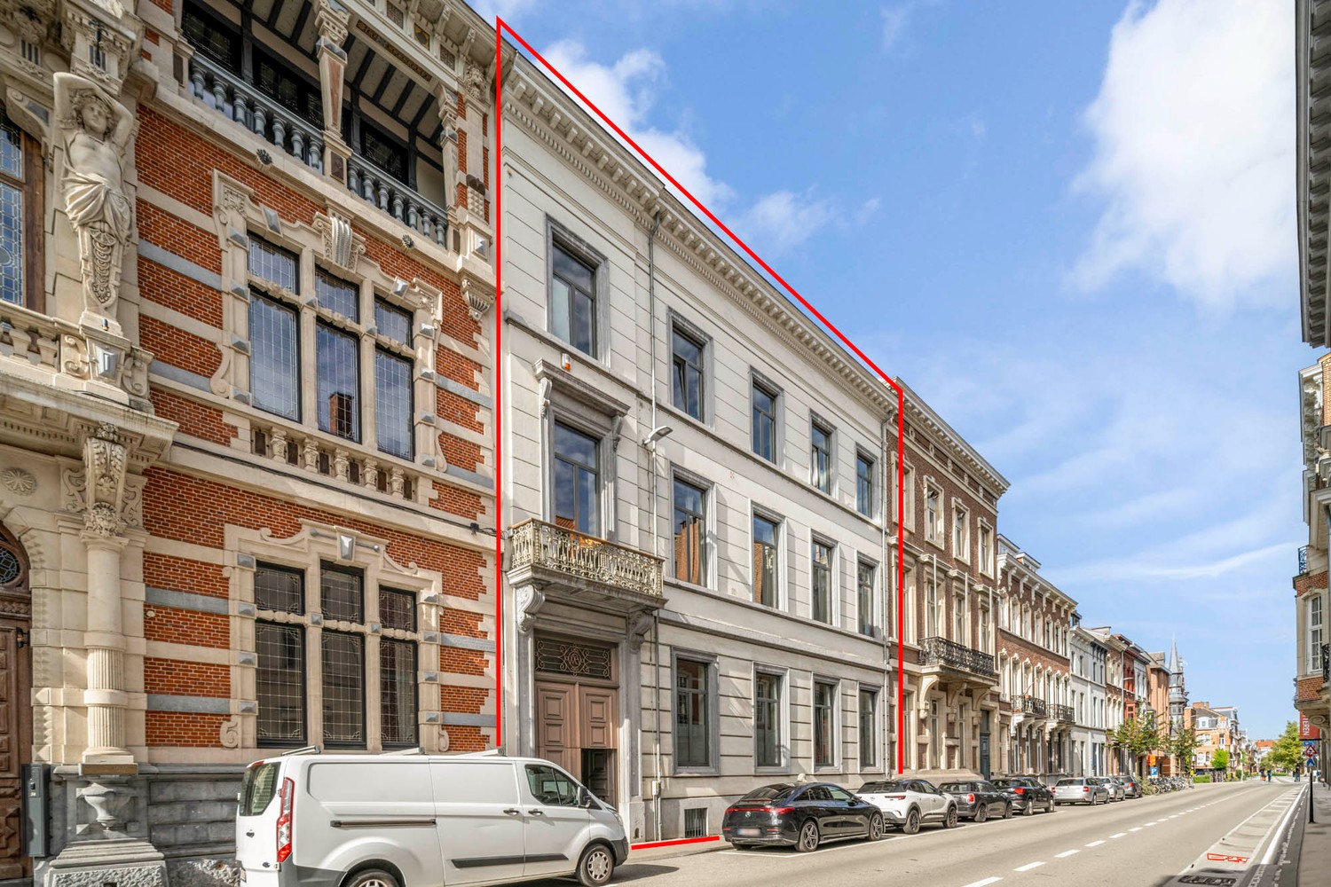 Karaktervol investeringspand met ca. 1.190 m² kantoorruimtes – gelegen in hartje Leuven, nabij het treinstation en verschillende campussen ! - photo 1