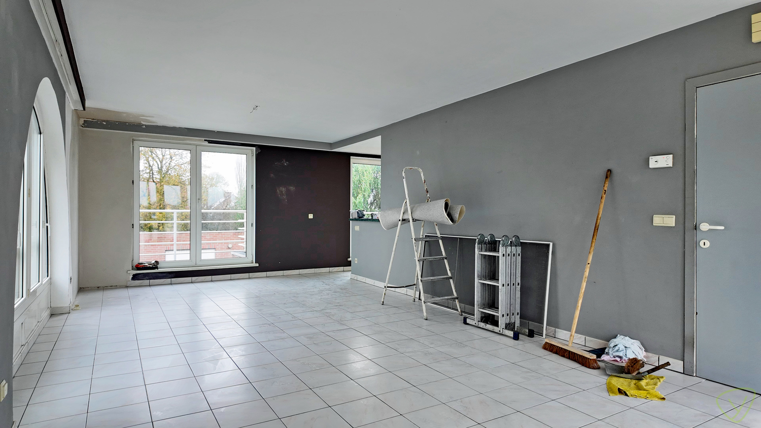 Ruime en lichtrijke duplex op een rustige locatie in Bassevelde! - foto 2