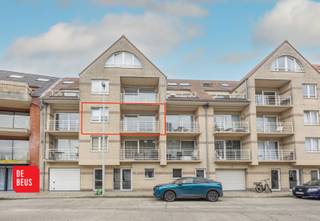 - Rustig gelegen- Verzorgde residentie- Zonnig terrasGezellig en lichtrijk appartement gelegen op de 2de verdieping van de verzorgde residentie "De...