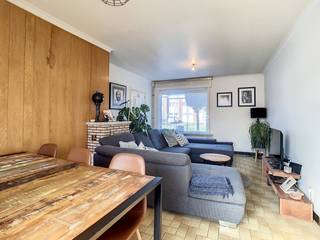 A louer, maison jumelée avec garage à OudenaardeCette maison familiale abordable se trouve dans un quartier d'Audenarde, Eine ! L'emplacement est...