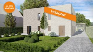 VERLAAGD BTW-TARIEF 6% MOGELIJK!!! (De rechtse woning is VERKOCHT)!
In De Asdonckstraat in Heppen komen weldra 2 Moderne ben-woningen met 3 slaapkamers op een Z/W georiënteerd perceel van een 450m2.
De locatie is uitstekend … de woningen zijn gelegen in een rustige straat en scholen, supermarkten en winkels zijn in de directe omgeving.
De woningen beschikken dankzij de doordachte indeling over veel lichtinval, met ruimtes die naadloos in elkaar over gaan.
Via grote raampartijen krijg je vanuit de living rechtstreeks toegang tot het aangelegde terras en de ruime tuin.
Op het 1ste verdiep zijn er drie ruime slaapkamers, waaronder één met dressingmogelijkheid en een badkamer met bad en inloopdouche.
U kan via het lastenboek zelf de vloeren, keuken en badkamer kiezen naar eigen smaak. Uiteraard is er gebruik gemaakt van de nieuwste technologieën zoals, Warmtepomp, vloerverwarming, zonnepanelen, pre airco en ventilatiesysteem D.
Alles betaald (6% BTW en registratie) komt deze woning op 441.340€ excl. Notaris kosten.
Voor verdere informatie kan U steeds terecht op ons kantoor. 014/82.15.15.