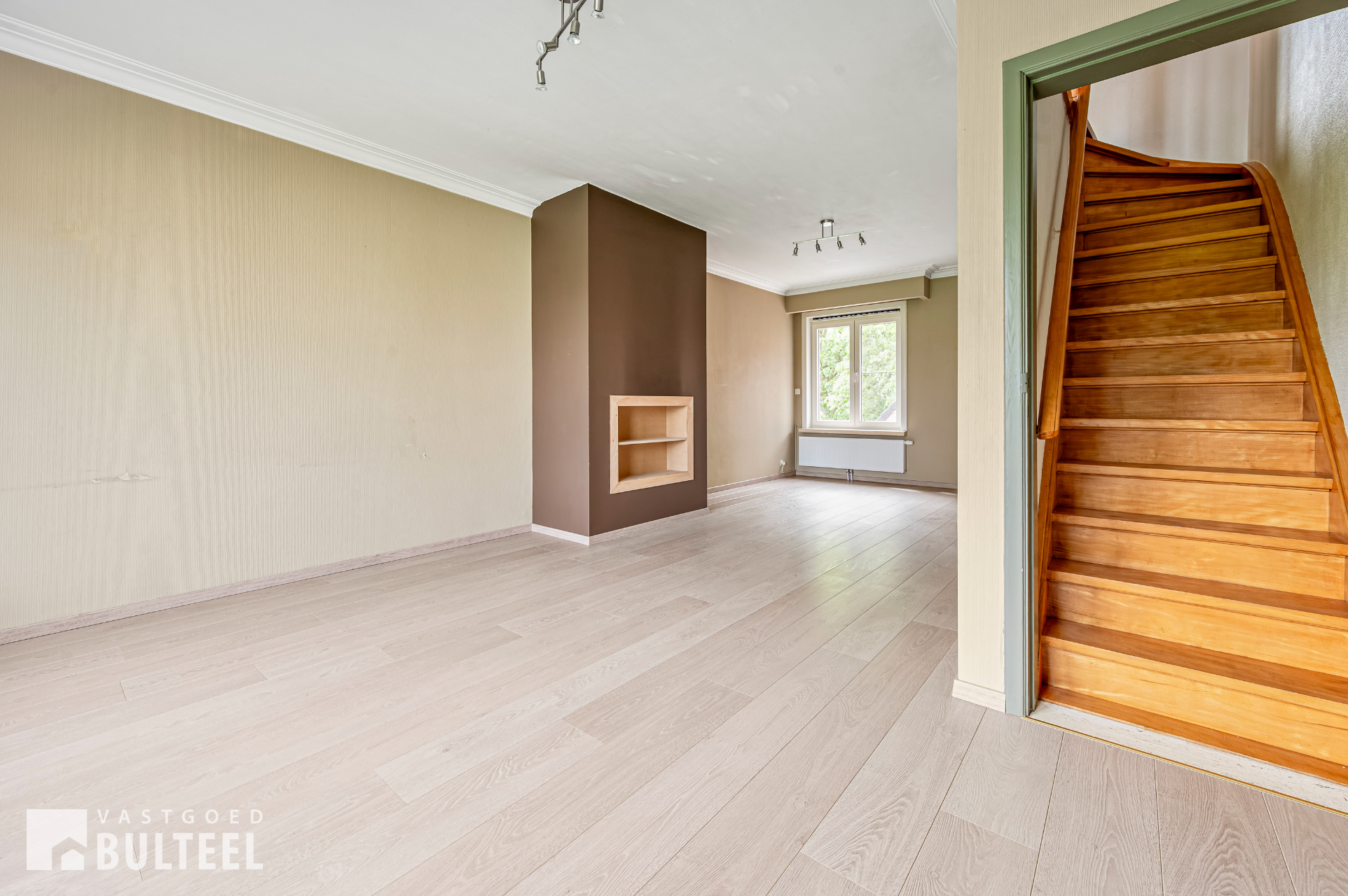 Bel-etage woning met 2 slaapkamers en een gezellige koer. - foto 4