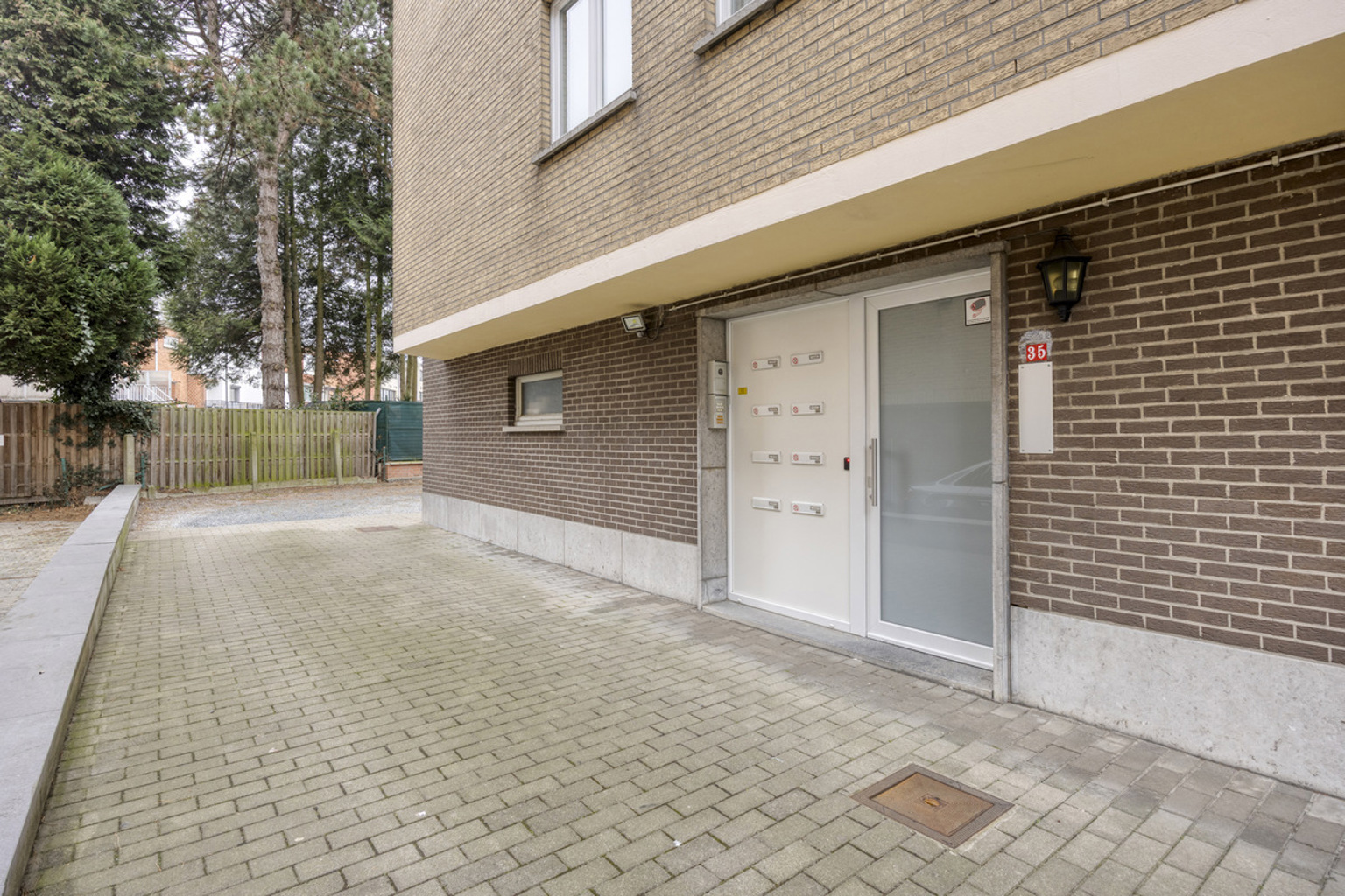 Instapklaar en lichtrijk 2-kamerappartement met garagebox  - foto 3