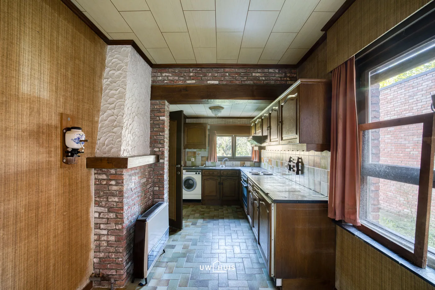 RUIM RENOVATIEPROJECT MET 508 M² GROND EN VEEL MOGELIJKHEDEN IN LOKEREN - foto 4