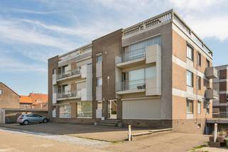 Appartement met twee slaapkamers en autostaanplaats in de ondergrondse garage in Rekem/Lanaken (Beschikbaar per 1 maart )Het appartement is gelegen...