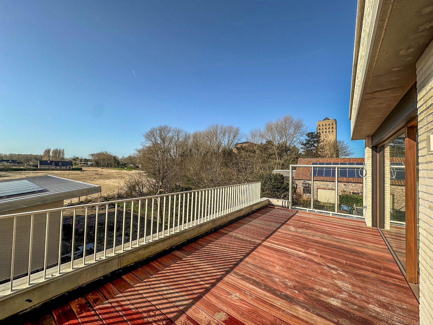 Luxe nieuwbouw appartement 115m² met groot zonneterras 23m² en zicht op de duinen. - foto 4