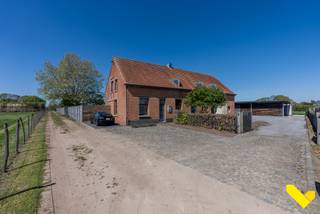 Authentieke hoeve met moderne luxe en adembenemend tuinzicht.Deze prachtig gerenoveerde hoeve combineert authentieke charme met hedendaags comfort en...