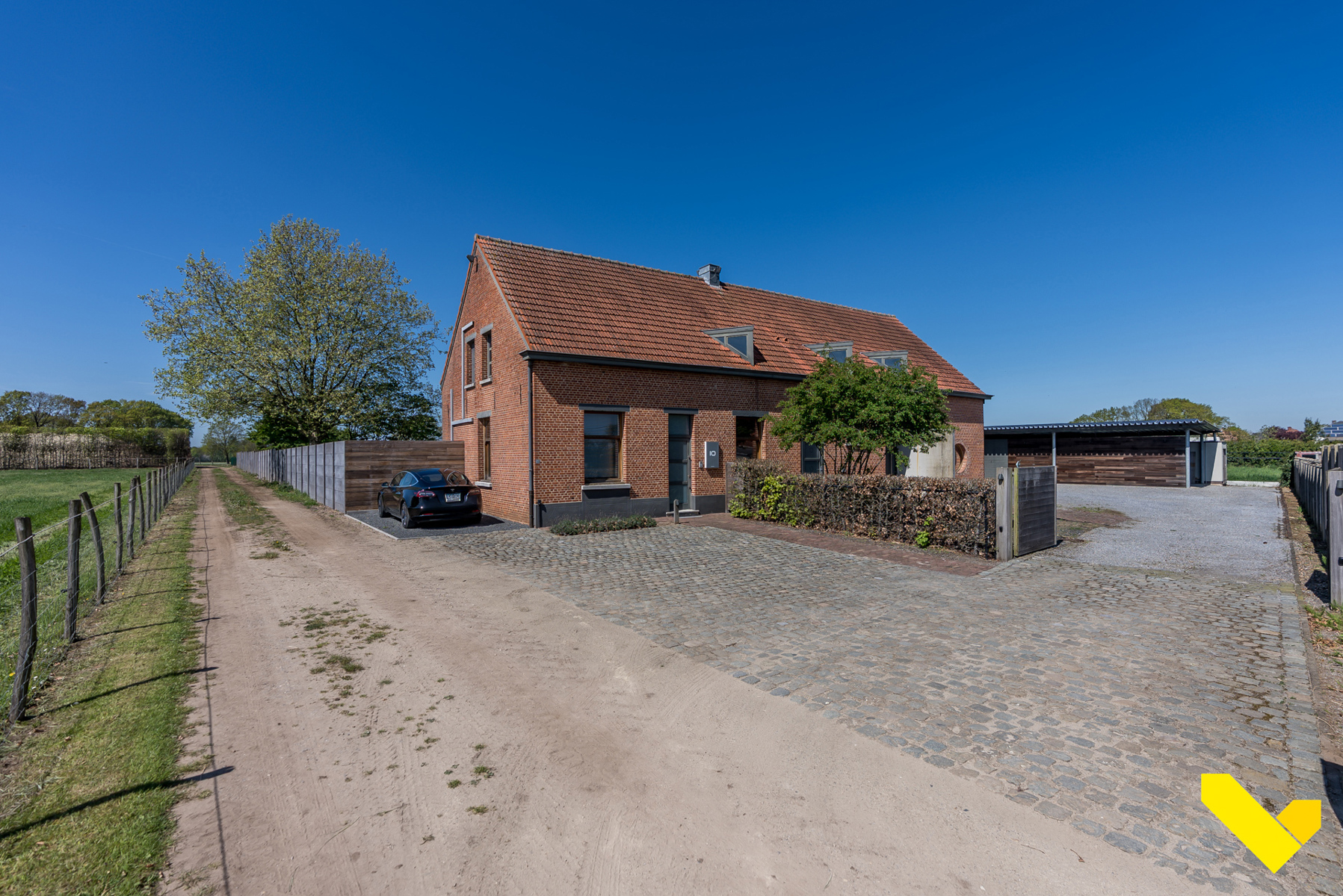 Authentieke hoeve met moderne luxe en adembenemend tuinzicht - foto 2