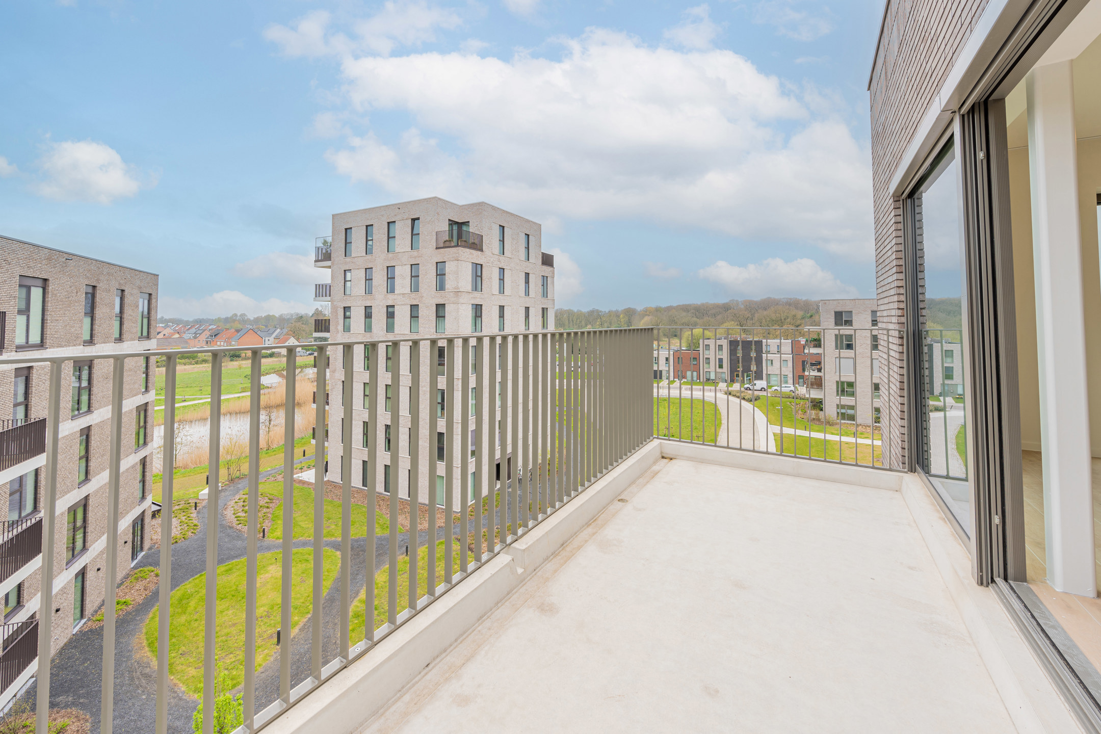 Nieuwbouwappartement met 2 slaapkamers en een zalig terras - foto 4