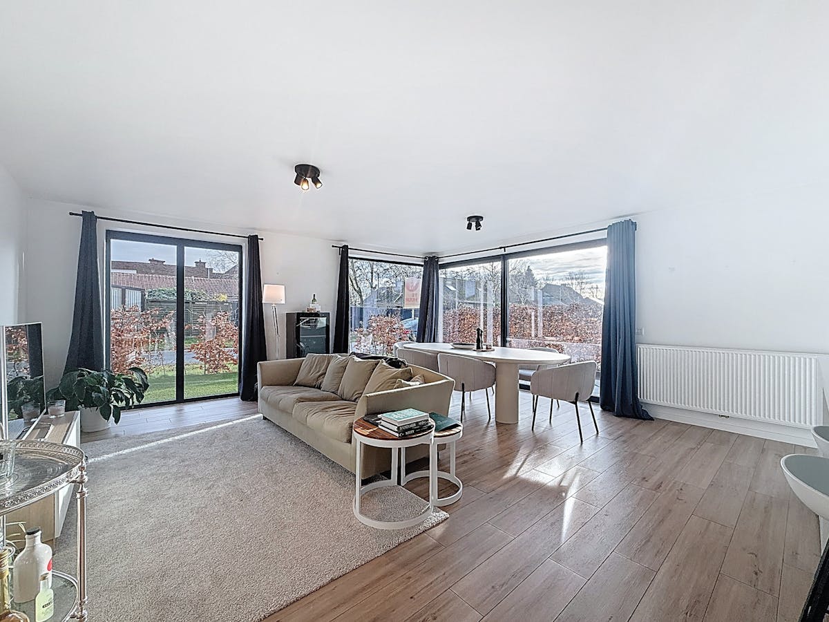 Spacieux appartement à louer à Waregem - photo 3