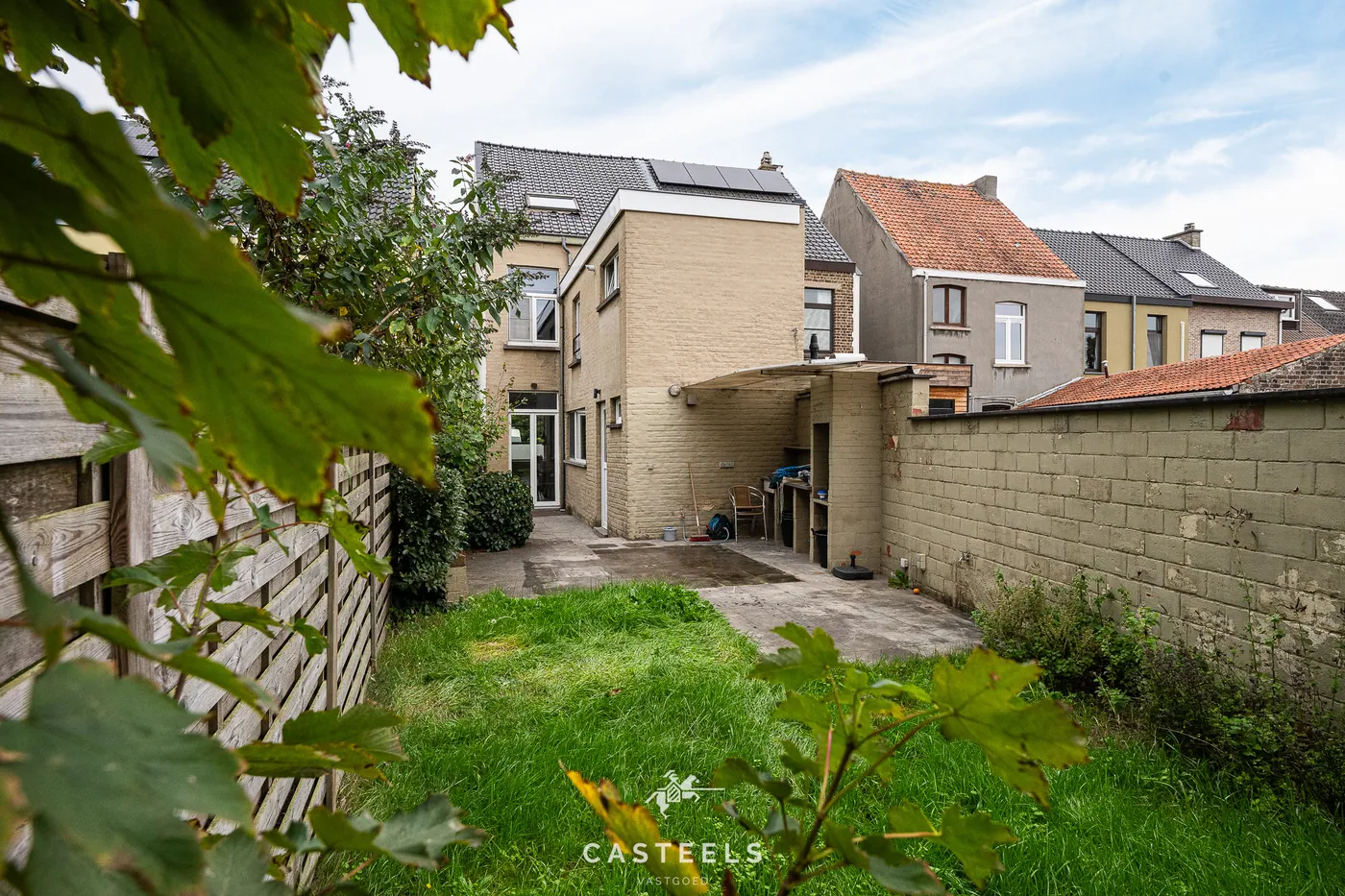 Centraal gelegen rijwoning met tuin in Sint-Denijs-Westrem - foto 5