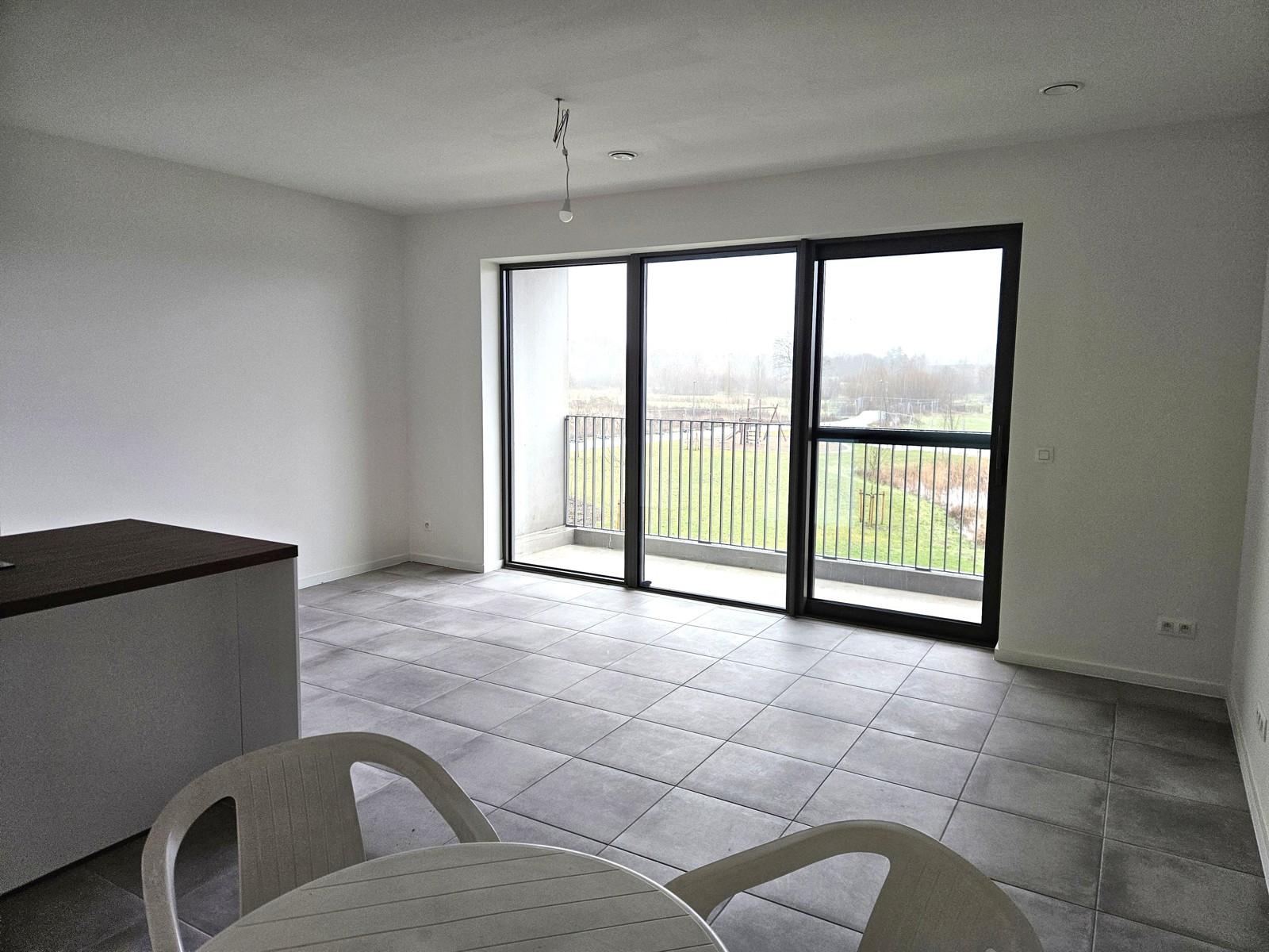 Recent appartement met 2 slaapkamers en terras - foto 5