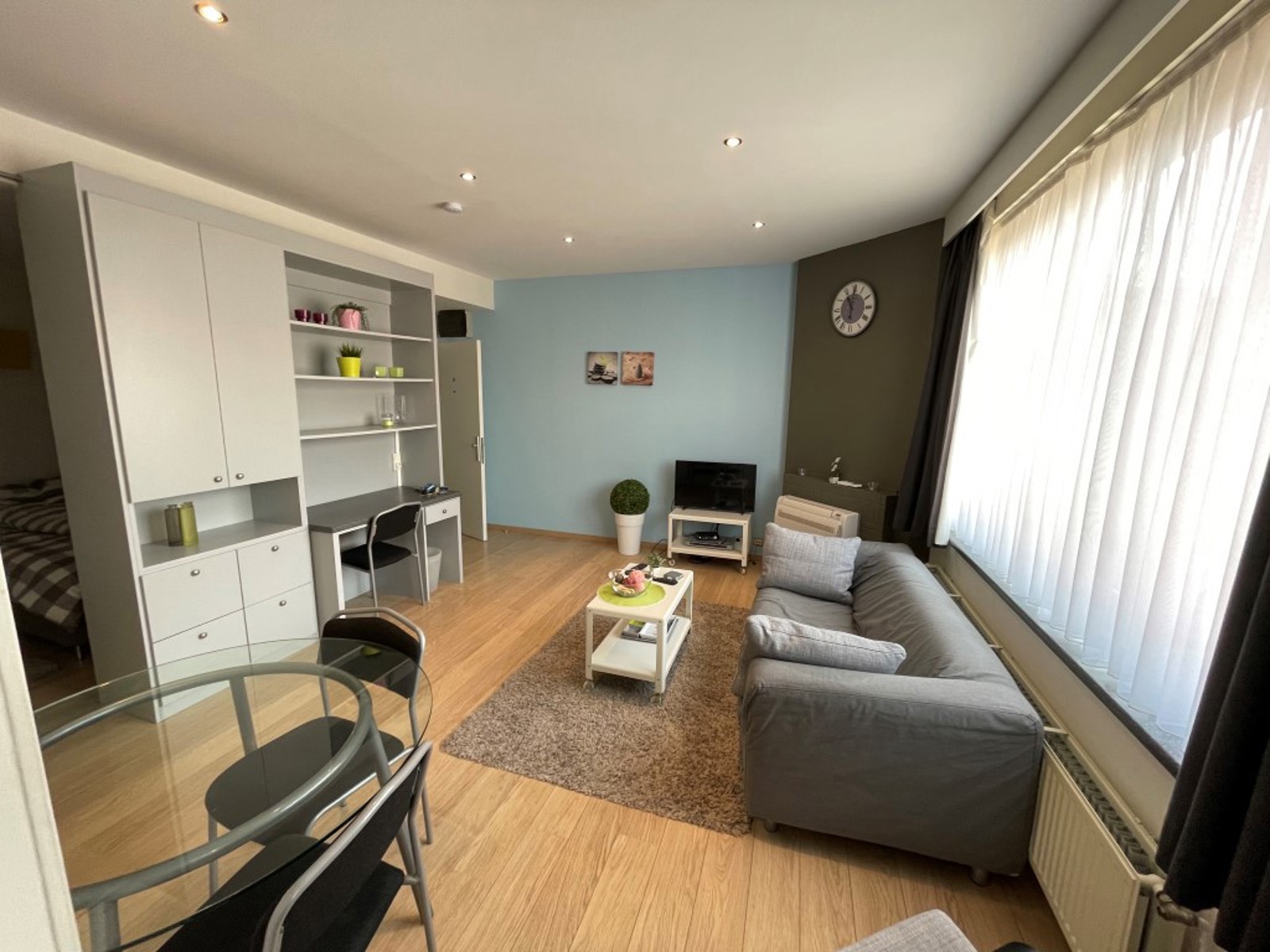 gemeubeld app één slaapkamer all in  - foto 3