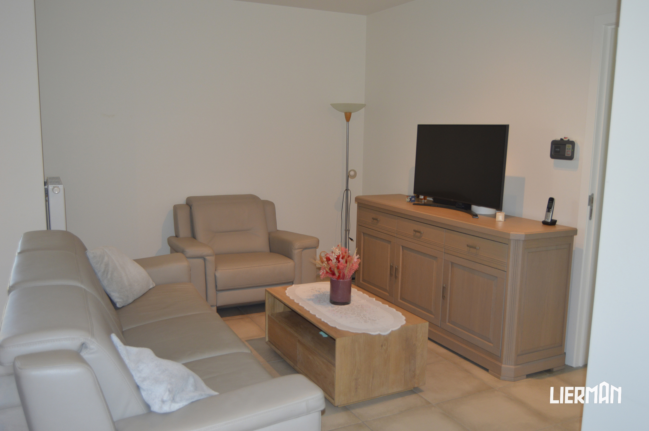Recente assistentiewoning met 1 SLK en terras - foto 5