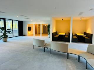 Het Axxes Business Park (ABP) is een cluster van 28.000 m² verdeeld over 7 kantoorgebouwen en een business center (ABC) met aanvullende diensten...