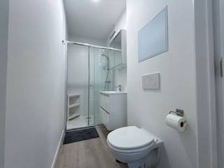 <p>Ben je op zoek naar een stijlvolle en gezellige studentenkamer? Dan is deze kamer precies wat je zoekt. De kamer is beschikbaar vanaf 5 augustus 2024 en is volledig gemeubileerd, waardoor je direct kunt intrekken en je meteen thuis kunt voelen. We hebben aan alles gedacht om ervoor te zorgen dat je een comfortabele en aangename leefomgeving hebt tijdens je studieperiode. Alle kamers beschikken over een privatieve badkamer met douche, toilet en wastafel. Naast je eigen privékamer heb je ook toegang tot de hypermoderne gemeenschappelijke keuken met terras. De ligging van het gebouw is ideaal voor studenten. Het is gelegen in het rustige Heverlee rustige, maar toch dicht bij universiteiten, hogescholen, openbaar vervoer en sportaccommodaties. Als je geïnteresseerd bent in het huren van deze prachtige studentenkamer, neem dan contact met ons op om een bezichtiging in te plannen. Wees er snel bij, want deze kamer zal snel worden verhuurd!<br />ENKEL STUDENTEN!</p>