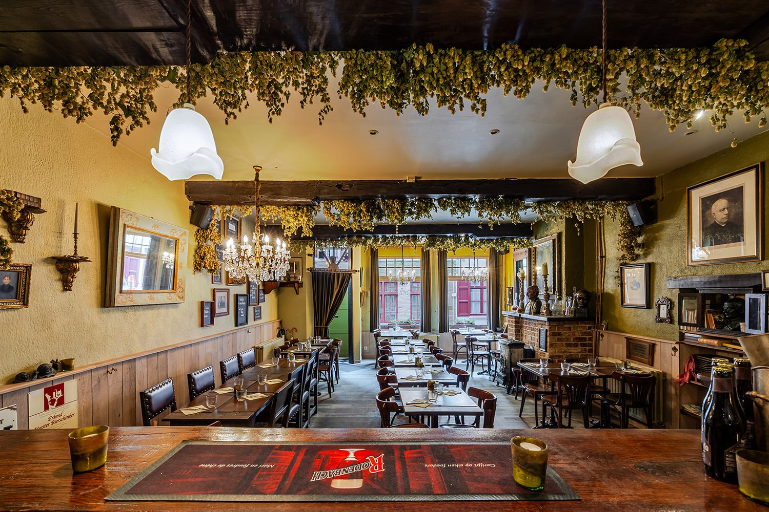 Een historisch Brugs pand in het Sint-Annakwartier, met groot zonneterras - foto 5