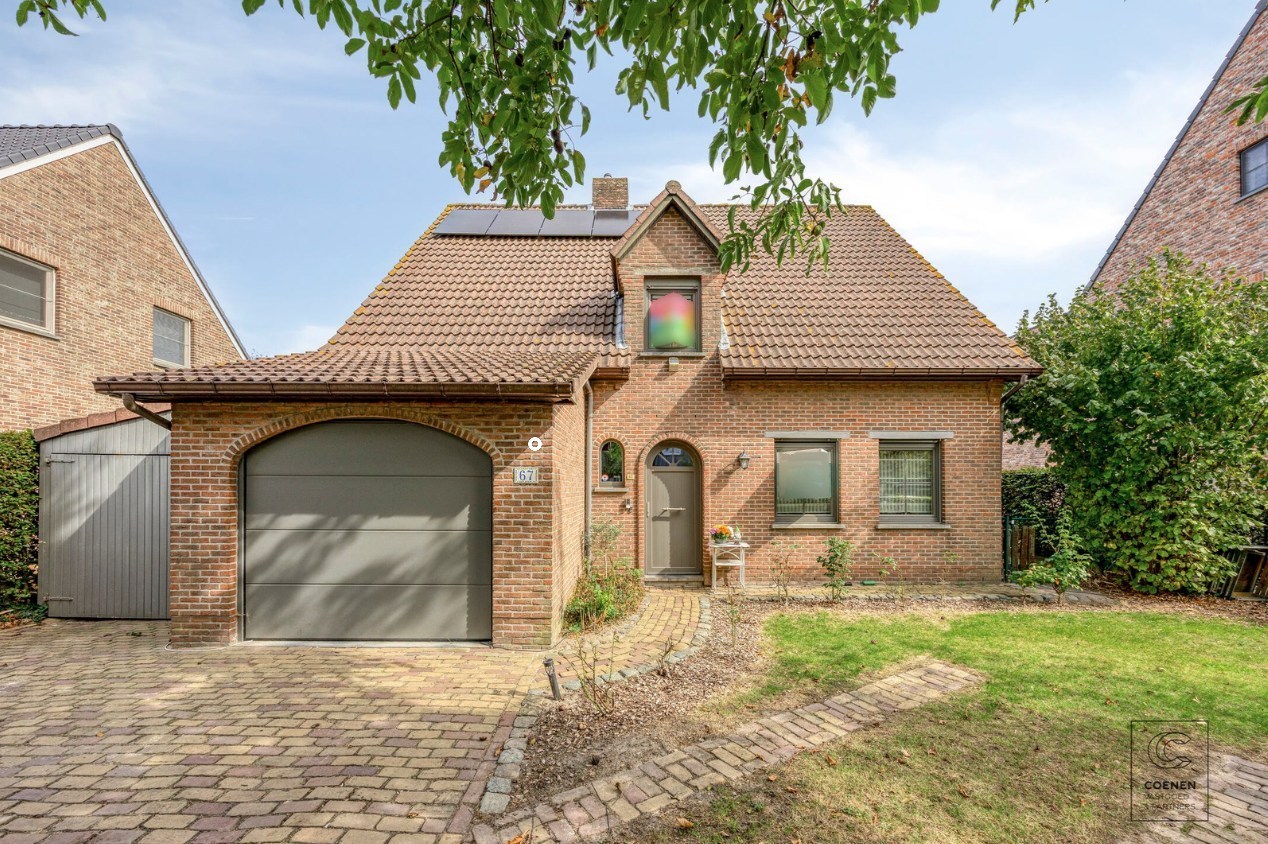 Ruime woning met 4 slaapkamers op een rustige ligging te Hoogstraten! - foto 3