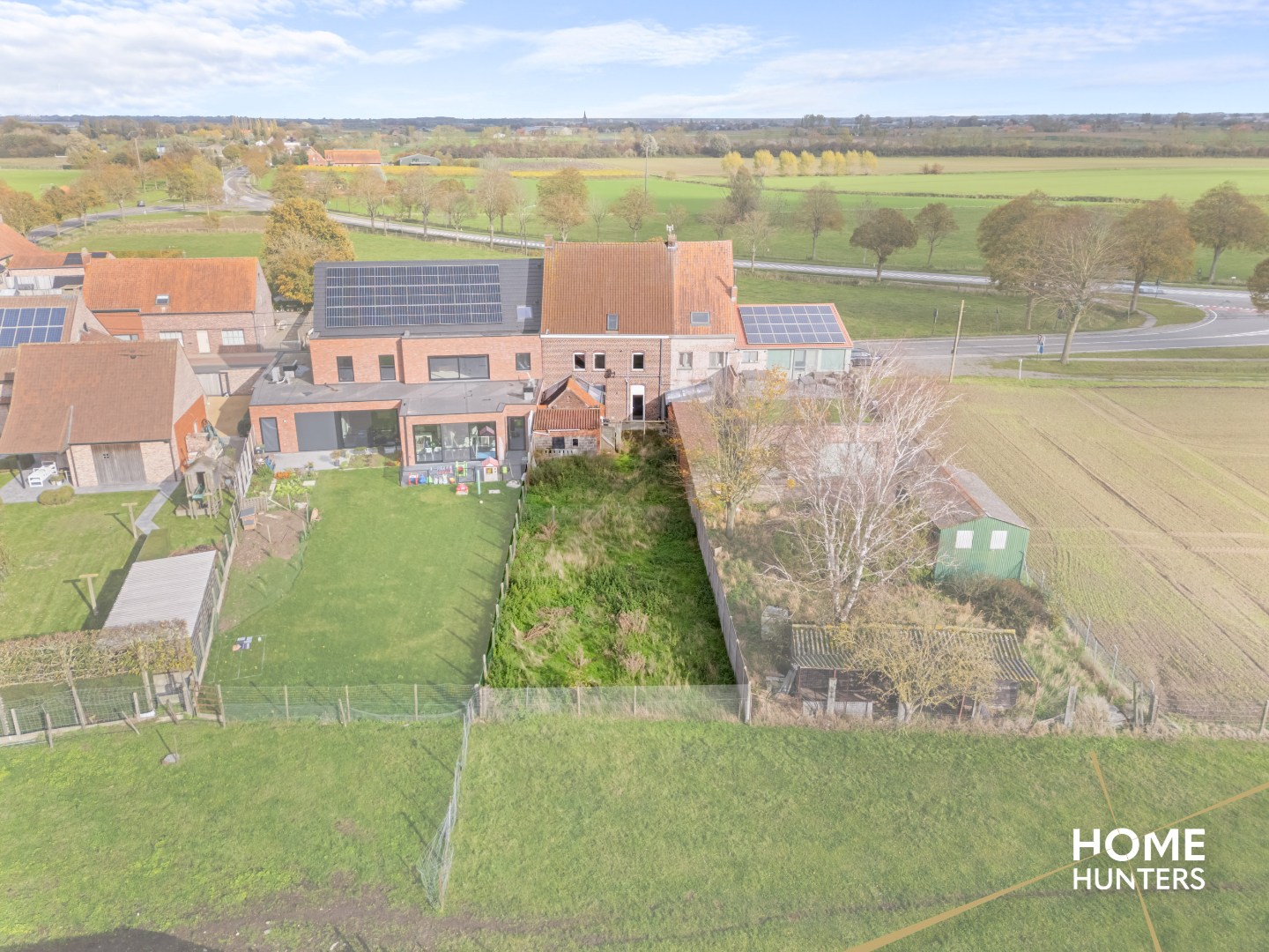 Renovatieproject met 4 slaapkamers, garage en ruime tuin - foto 3