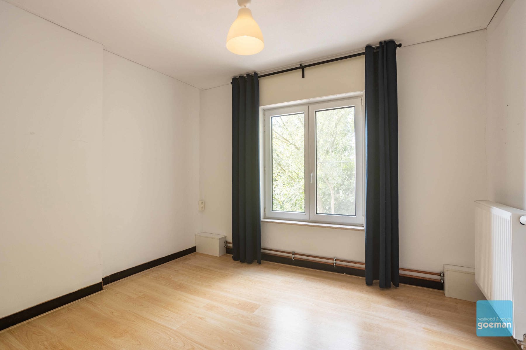 Ruime woning met mogelijkheid tot 2 woonst te Schellebelle - foto 5