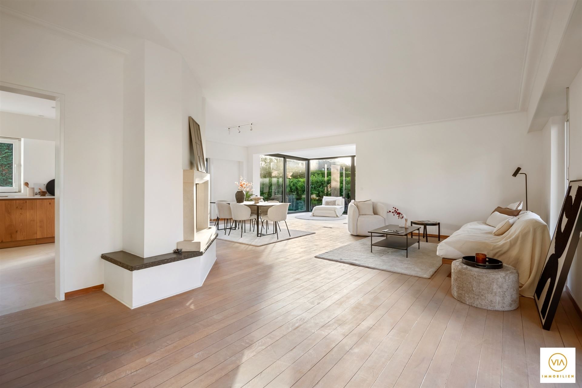 House for sale in Antwerp with 4 bedrooms - photo 2