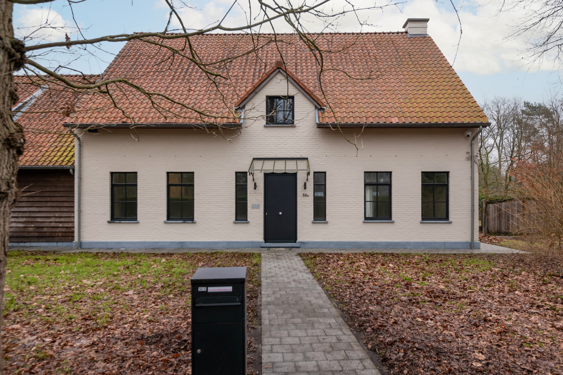 Charmant recent gerenoveerde woning in het groen met 3 slpk. - foto 2