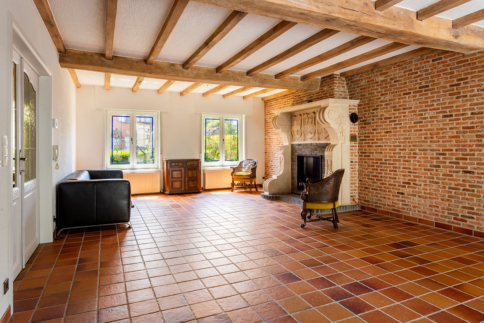 Charmante open bebouwing met grote tuin - foto 5