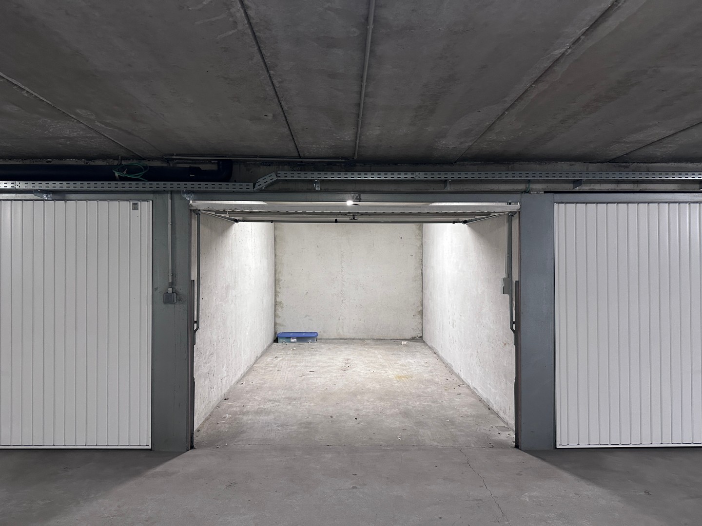 Goed bereikbare garagebox nabij het commerciële centrum van Knokke! - foto 2
