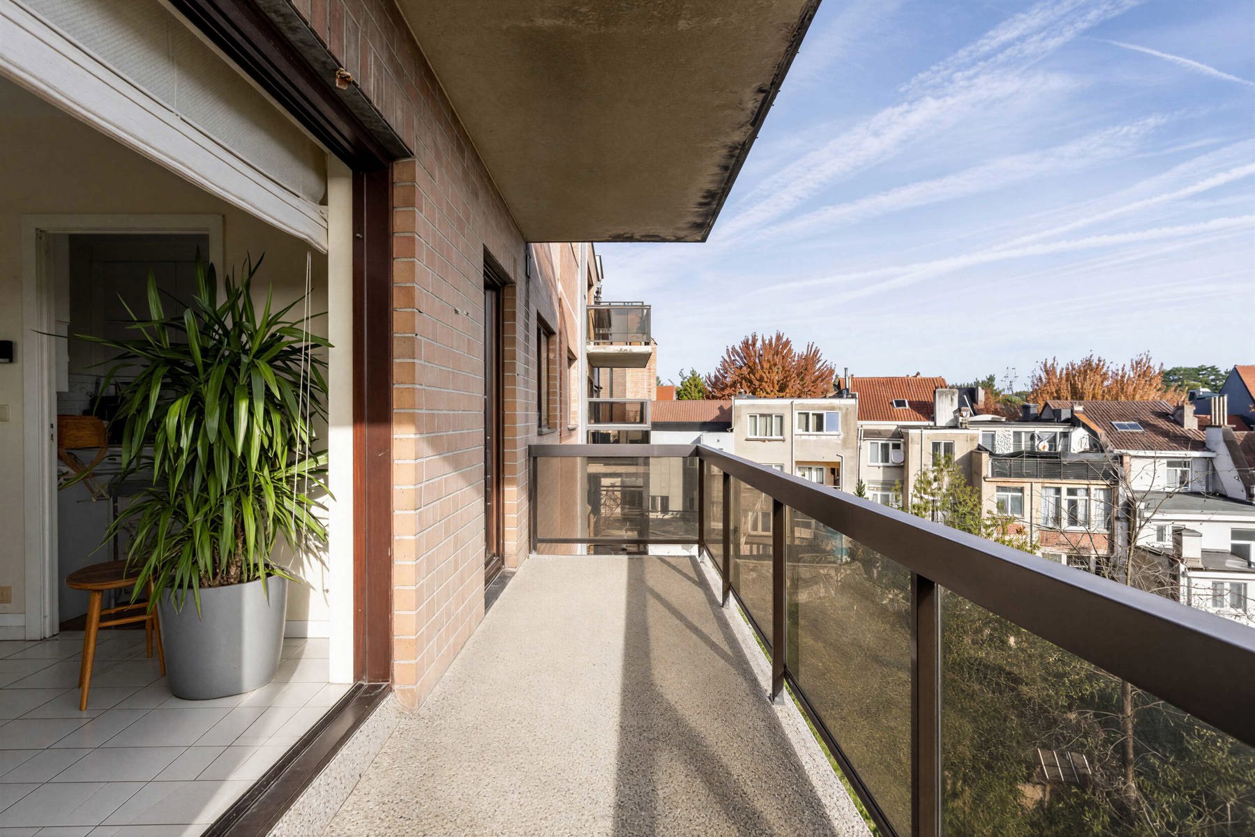 Ruim appartement met 3 kamers, terras en garage - foto 5