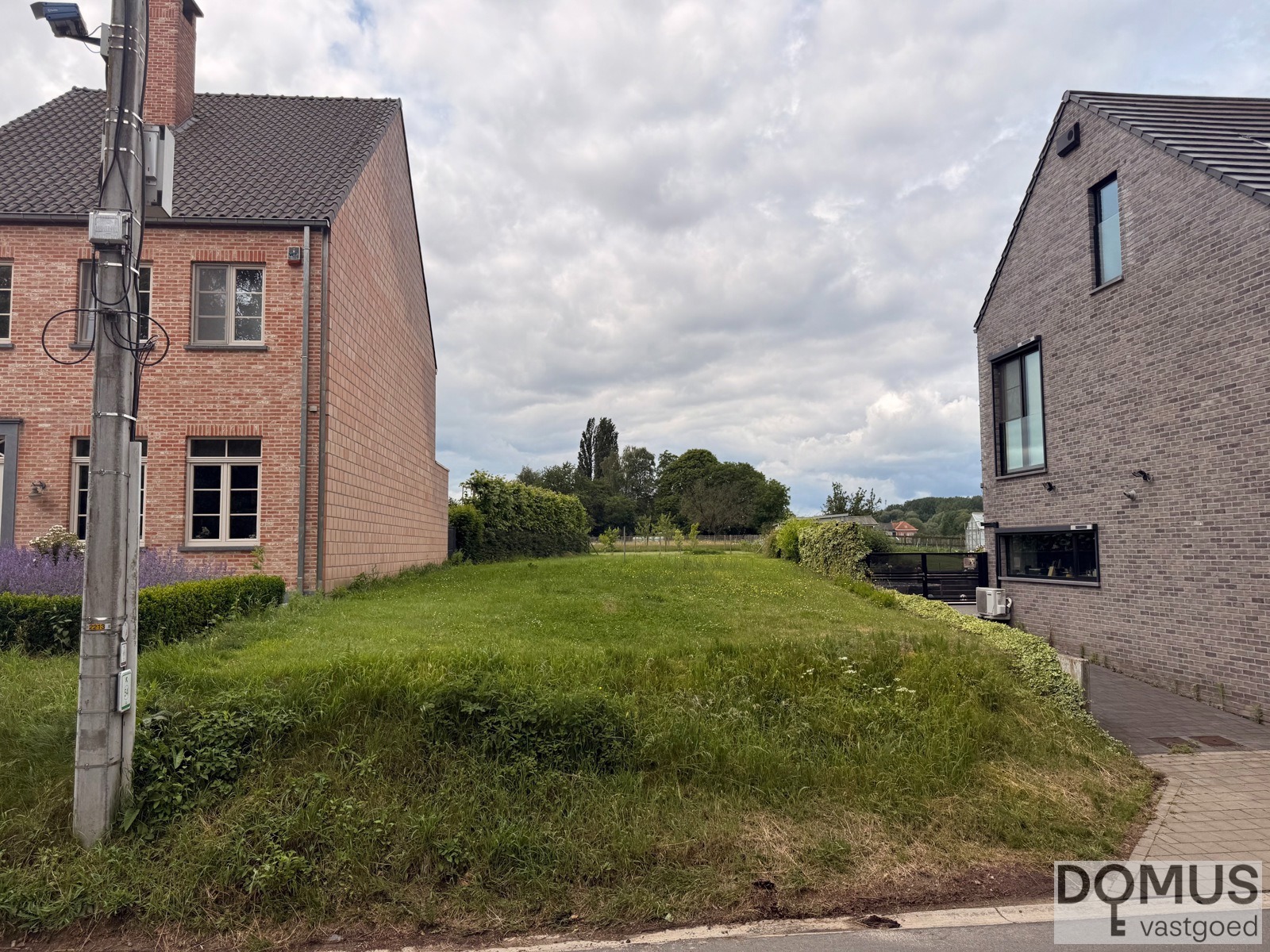 Bouwgrond van 584 m² in rustige woonomgeving te Brussegem - foto 5