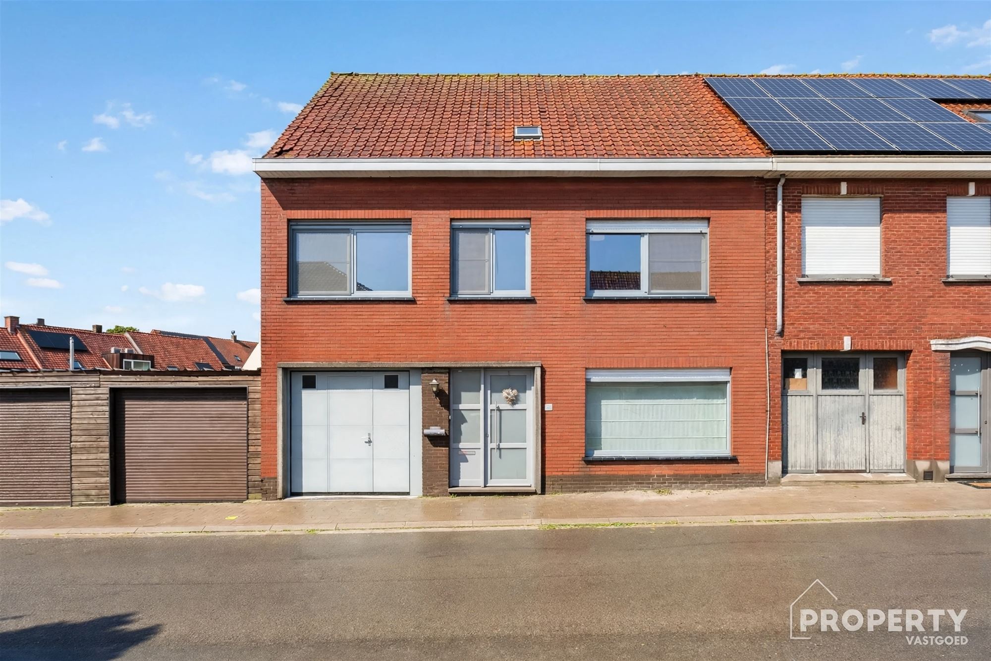 C'est à Moorslede que se trouve cette maison spacieuse qui présente un fort potentiel.