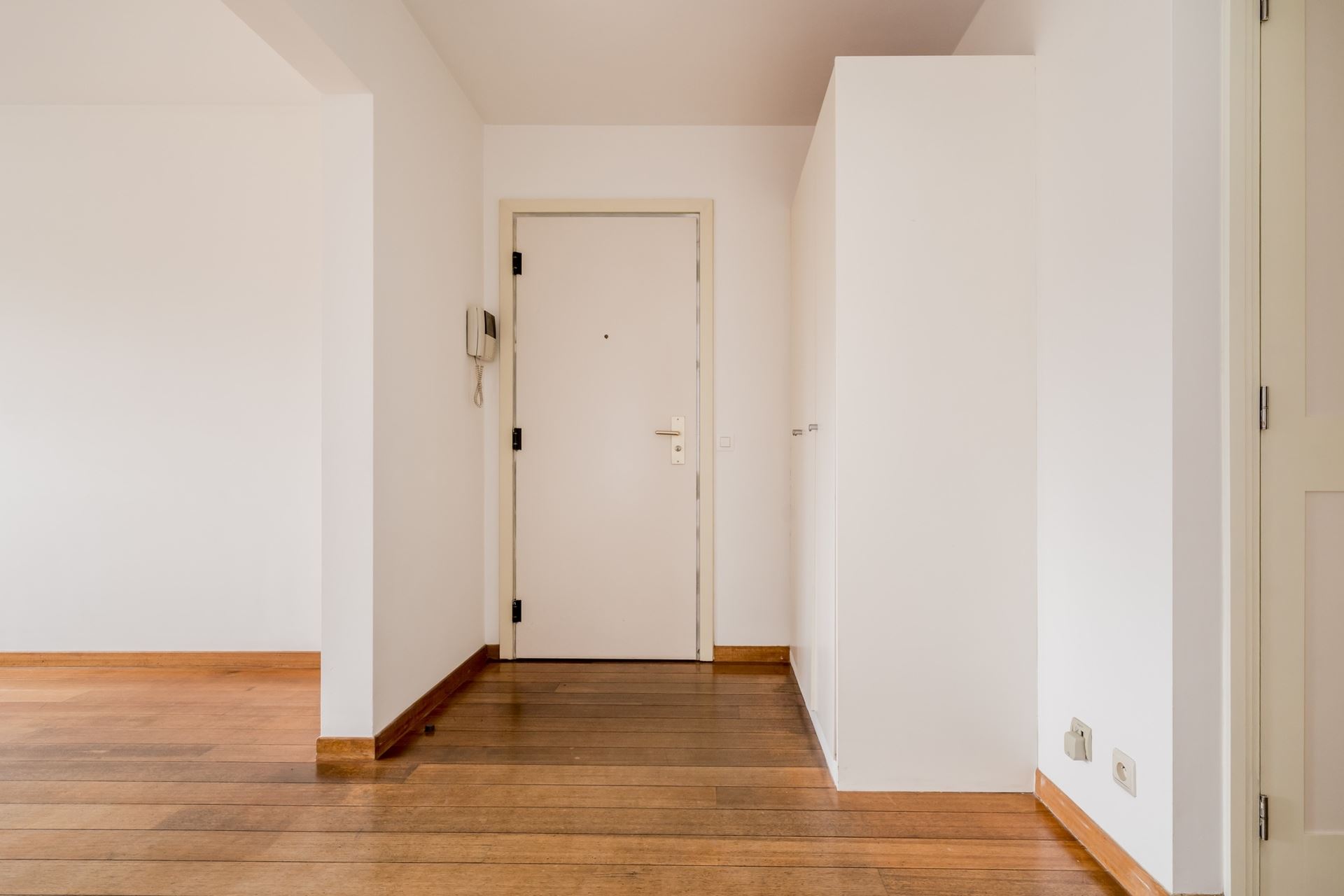 Stijlvol appartement met zicht op Square Ambiorix in de Europese wijk - foto 5