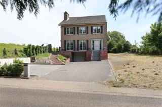 Landelijke kangoeroewoning met 5 slaapkamers in een groene, rustige omgeving Omgeving:+ Gelegen in het charmante dorp 's Herenelderen, omringd door...